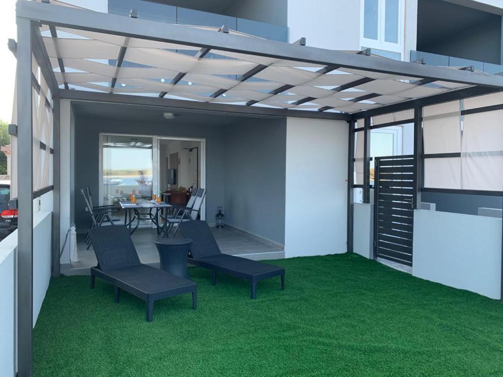 Apartmani Sunside Нин Екстериор снимка