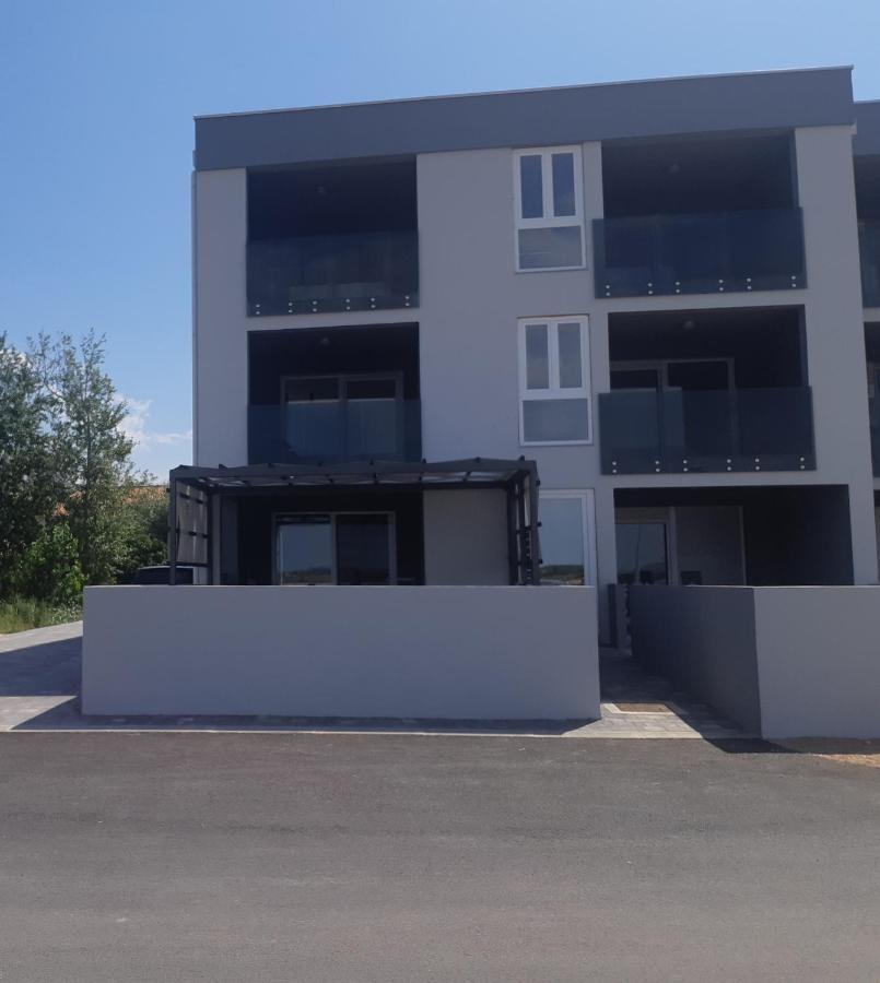 Apartmani Sunside Нин Екстериор снимка