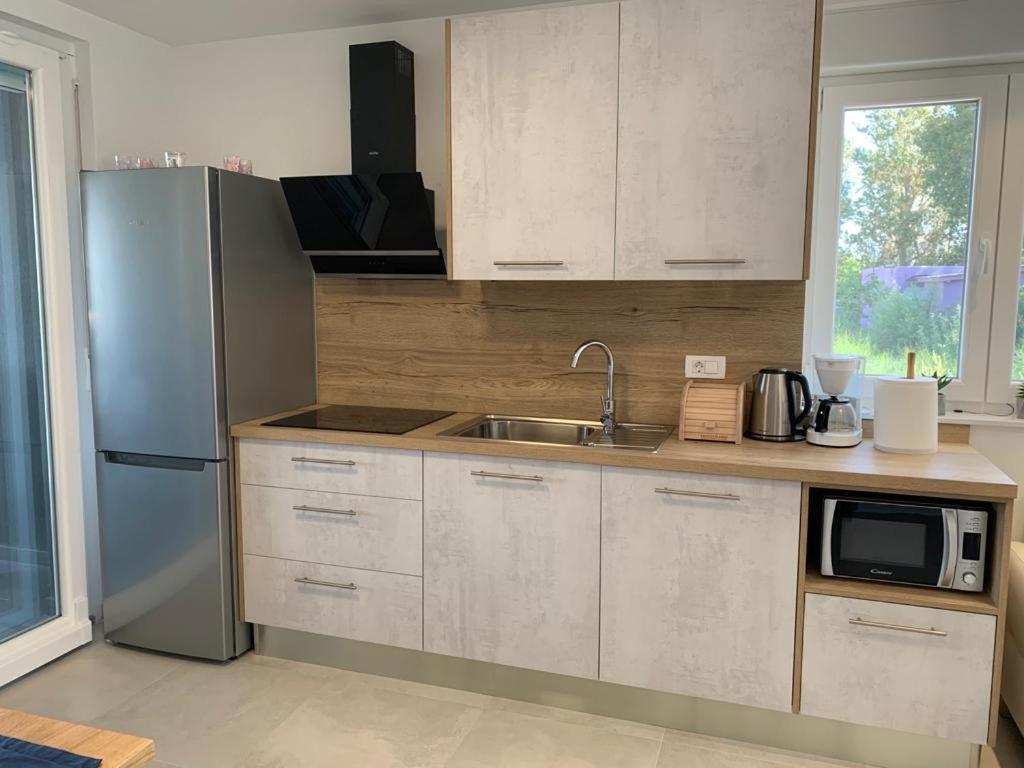 Apartmani Sunside Нин Екстериор снимка