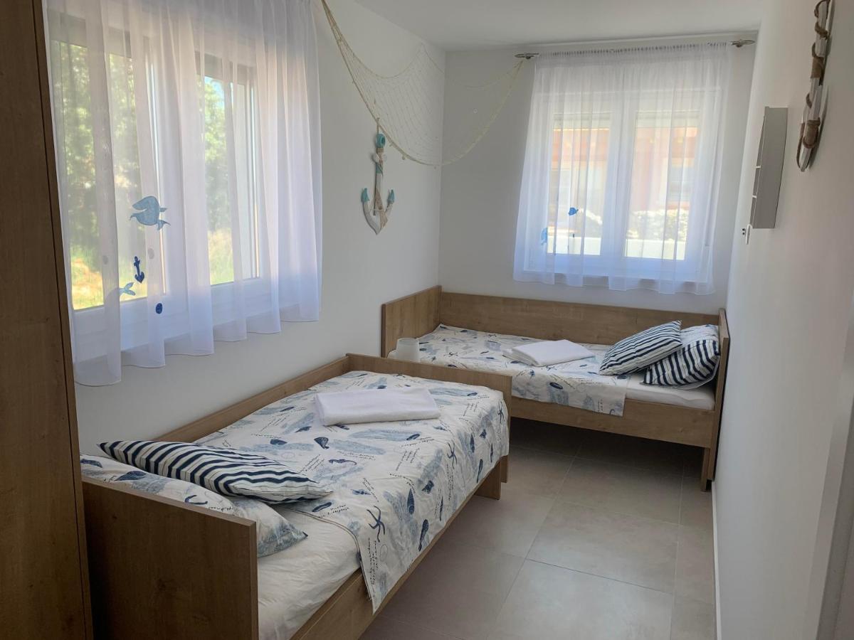 Apartmani Sunside Нин Екстериор снимка