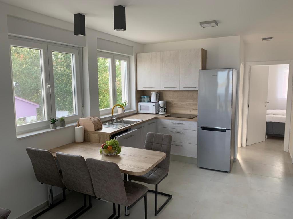 Apartmani Sunside Нин Екстериор снимка