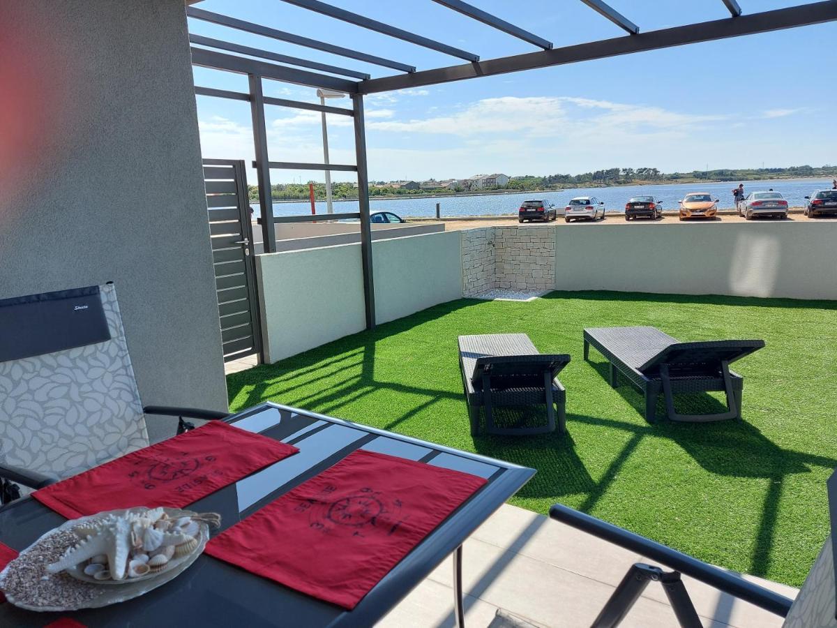 Apartmani Sunside Нин Екстериор снимка